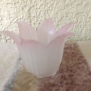 Pink tulip candle holder